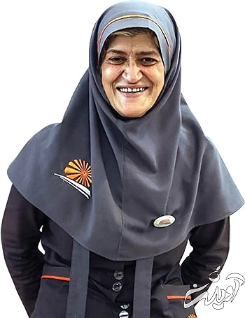 من مونا هستم؛ ۳ سال و ۴ ماه و ۱۹ روزه! من مونا هستم؛ ۳ سال و ۴ ماه و ۱۹ روزه!